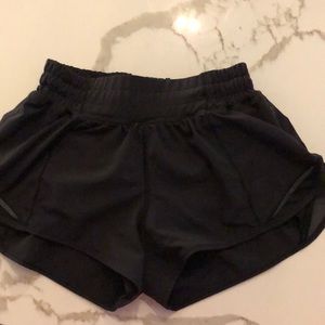 Lululemon size 2 hotty hot shorts